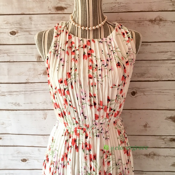 NWOT Banana Republic Floral Maxi Dress Size XS - Picture 3 of 9